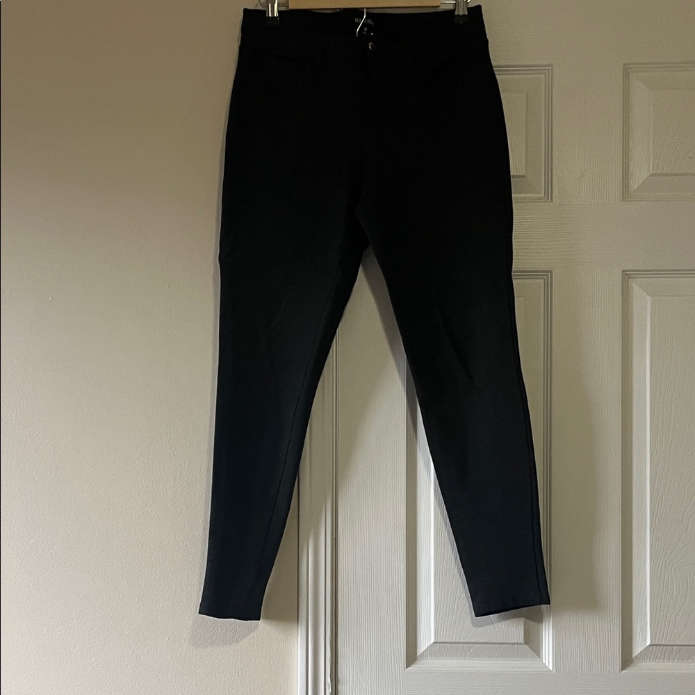 Ellen Tracy Women’s Elegant Dark Gray  Leggings Size M